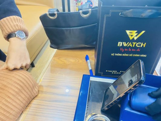 Hãy đến với Bwatch store Tp Đông Hà - Quảng Trị để lựa chọn cho mình một cái đồng hồ chính hãng vừa ý