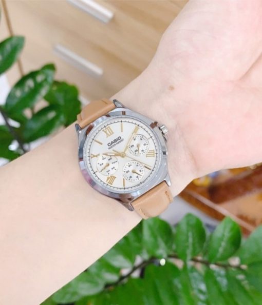 Đồng hồ Casio LTP-V300L-7A2UDF Nữ Pin (Quartz) Dây Da