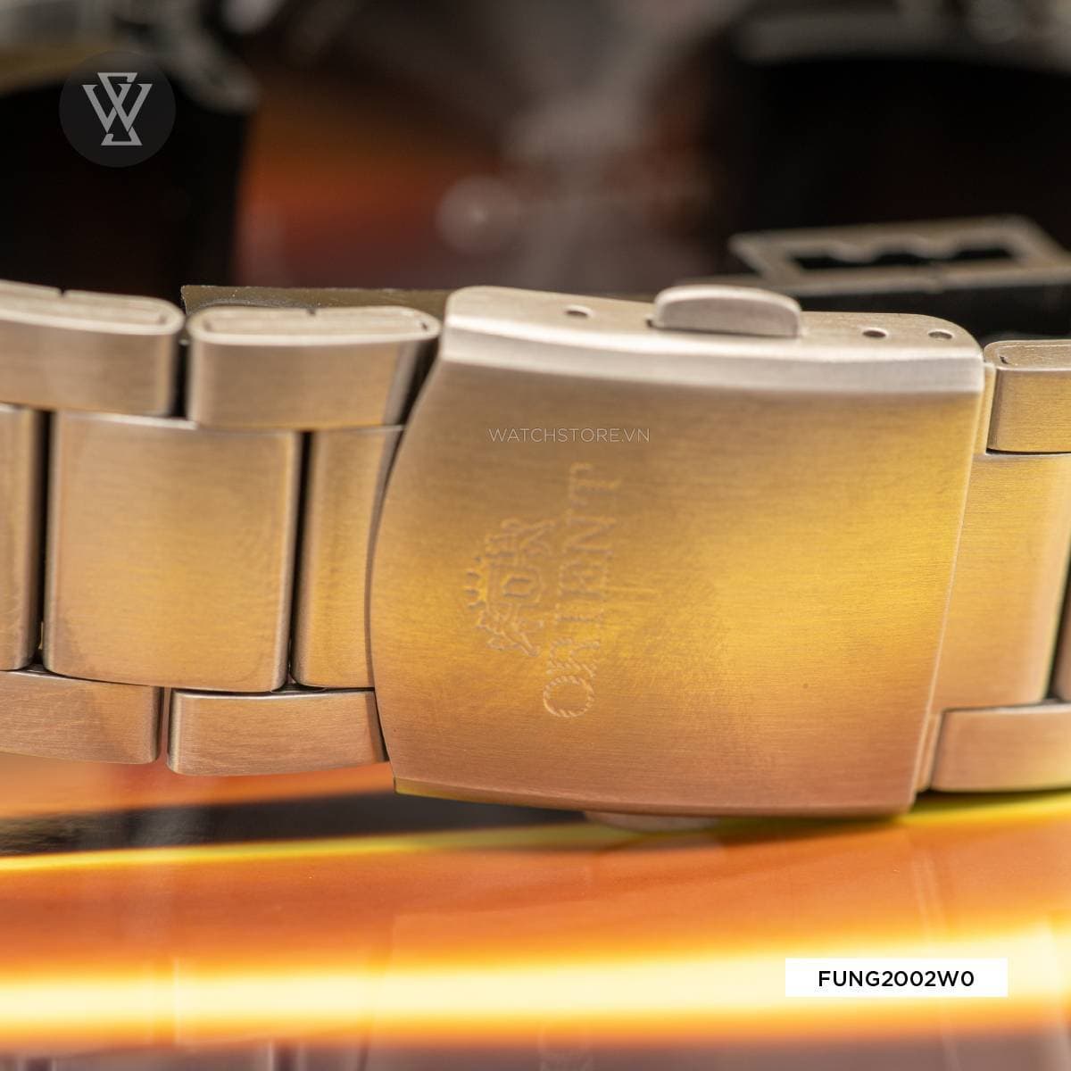 dong-ho-orient-fung2002w0_5-ims-1712567165